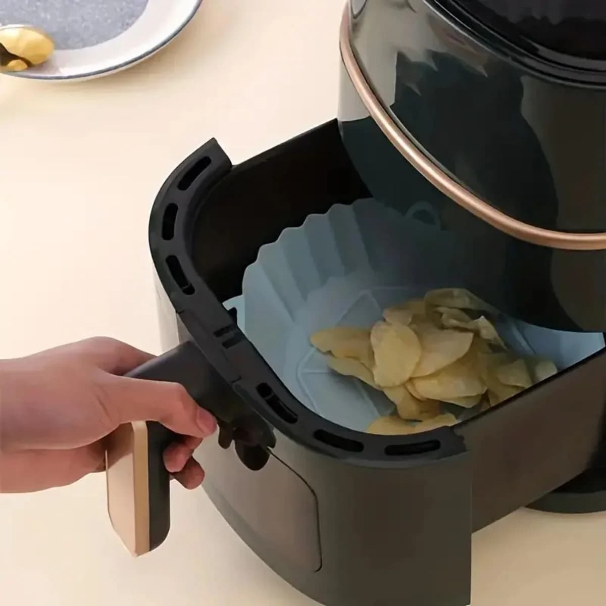 Genanvendelig silikoneform til airfryer – Non-stick og varmebestandig